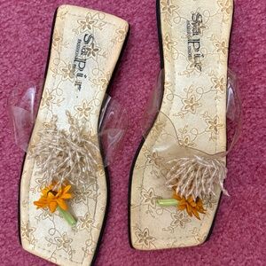 Ladies' Thongs -- Size 37